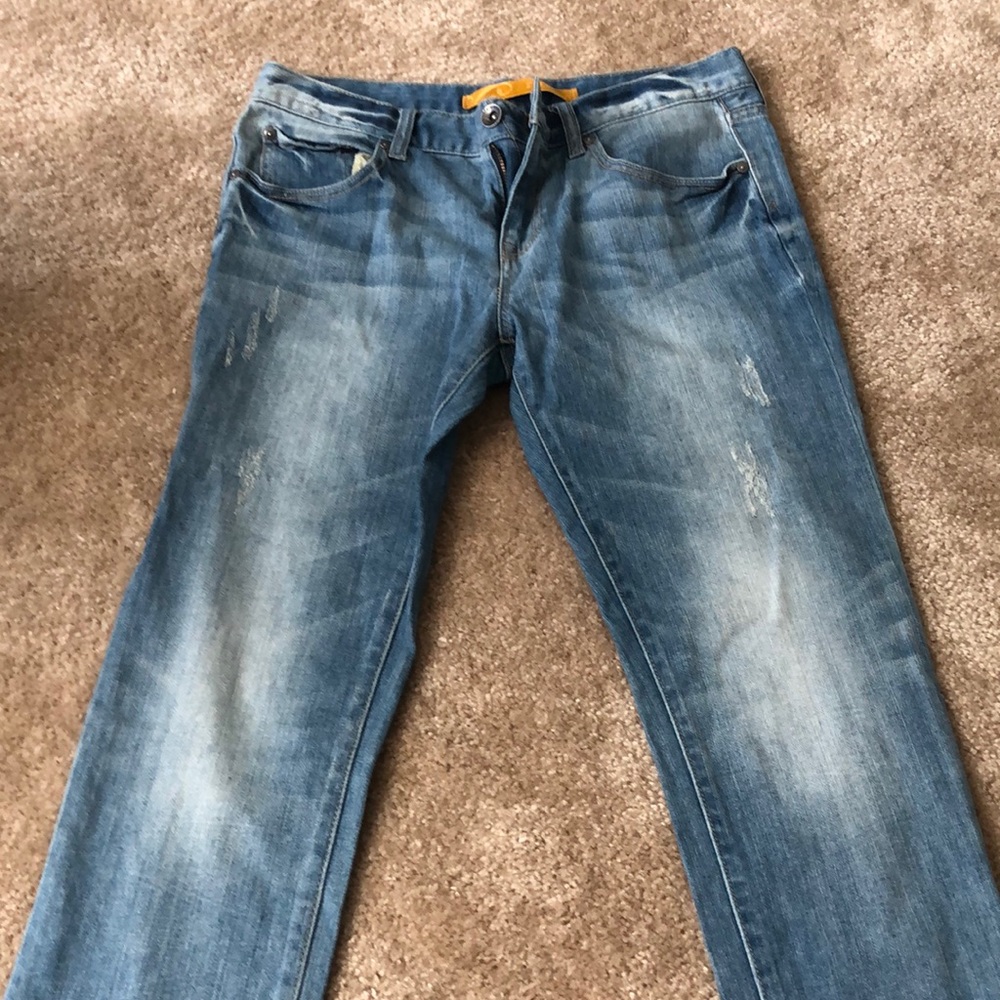 Refuge jeans light blue distressed sz 5